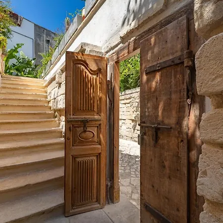 Dimora Lopez 3* Οτράντο