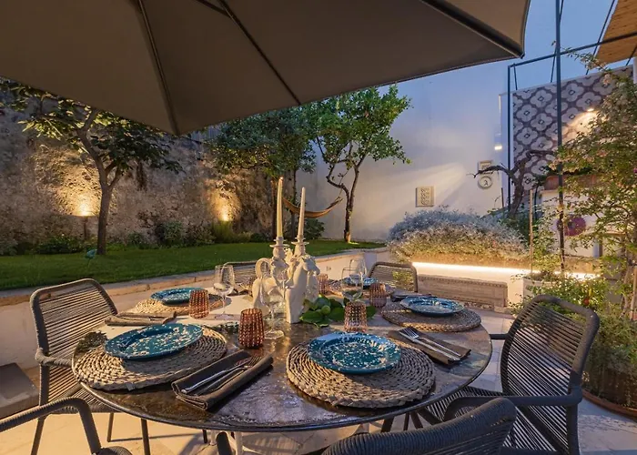 Dimora Lopez Nocleg ze śniadaniem 3*